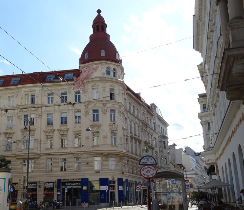 Der Blick auf das Haus zu den sieben Sternen im Siebensternviertel in Wien. Foto: © Veronika Fischer