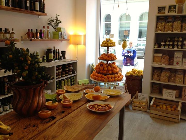 In der Casa Caria im 7. Bezirk in Wien gibt es alles rund um die perfekte Olive.