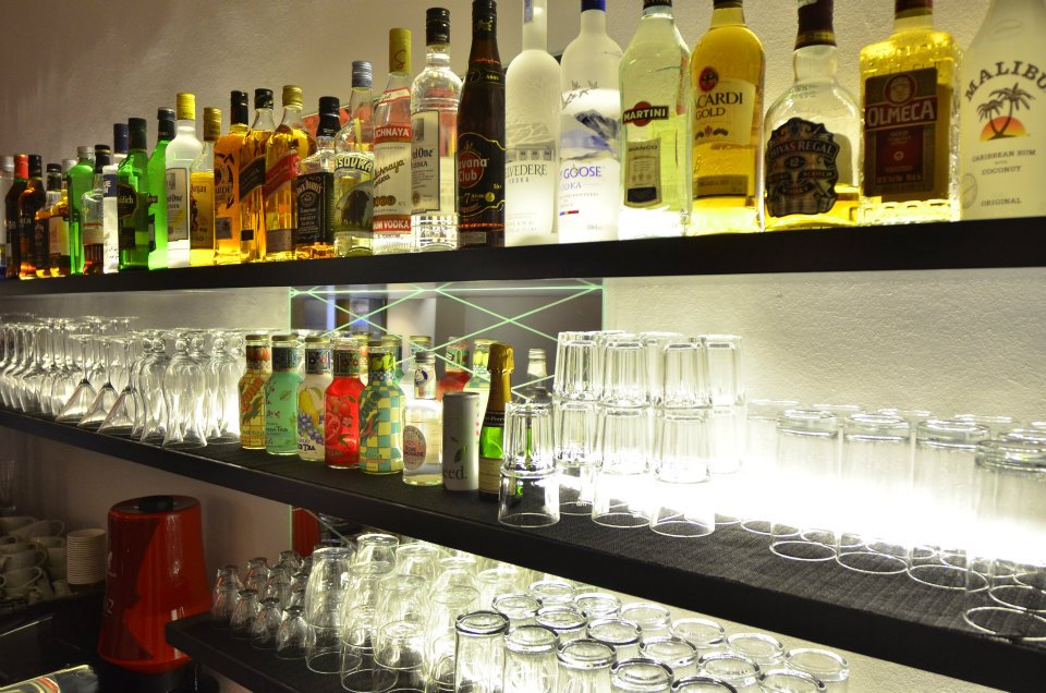 Das Spear ist nicht nur für seine leckeren Burger und Bar food Variationen bekannt. Man findet hier auch eine riesen Auswahl an Gin und Tonic Variationen. Fotos: Spear