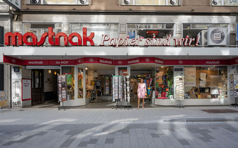 Mastnak in der Neubaugasse 31 ist Wiens Fachgeschäft für Papierwaren, Schreibgeräte und Bastelbedarf.
