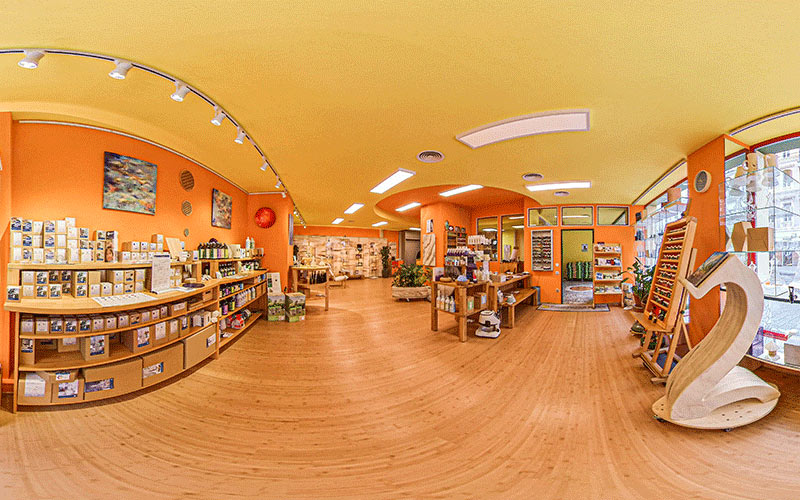 Besuche den ECC Store in der Neubaugasse 61, 1070 Wien.