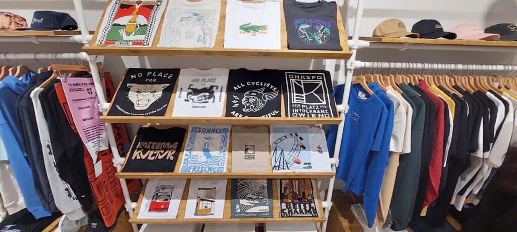 WIER im Hof T-Shirts, Foto: © Veronika Fischer