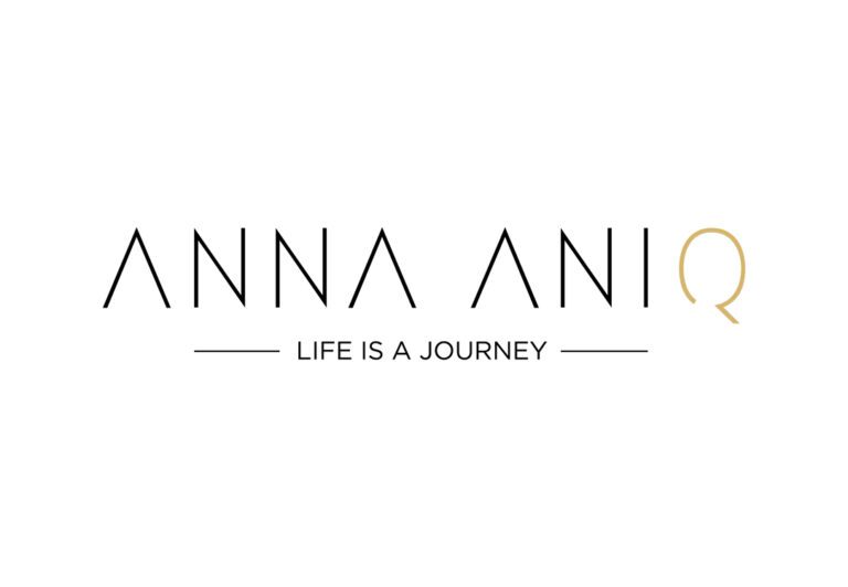 ANNA ANIQ Logo mit dem Slogan "Life is a journey"