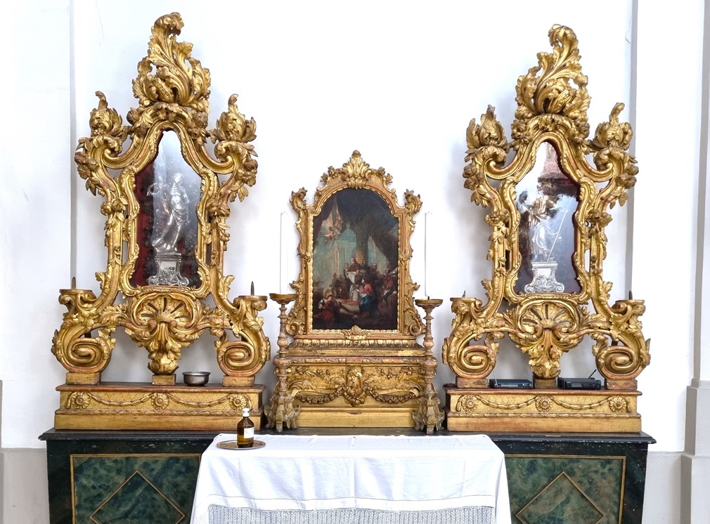 Der prunkvolle Seitenaltar in der Ulrichskirche in 1070 Wien. Foto: © Christian Scherl
