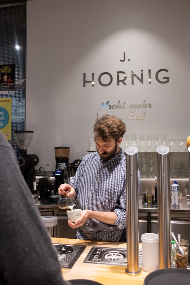 zu Gast in der J. Hornig Kaffeebar © Fernanda Nigro