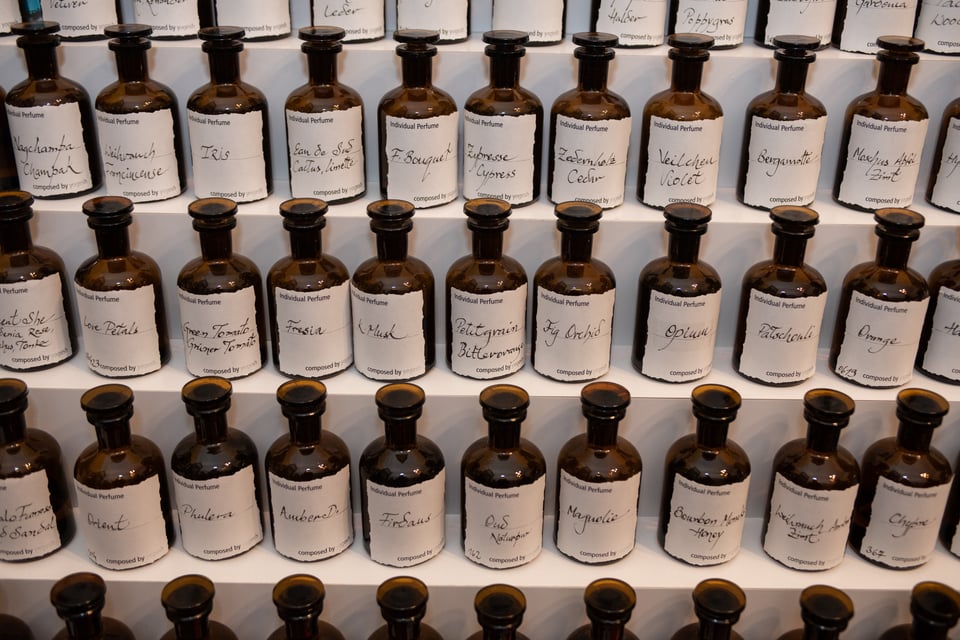 Eintauchen in Duftwelten bei Yogesh Parfums, © Fernanda Nigro