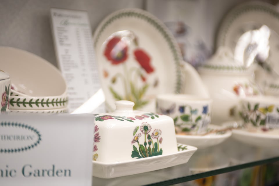 Tischkultur erleben – bei Geschirr Niessner © Fernanda Nigro