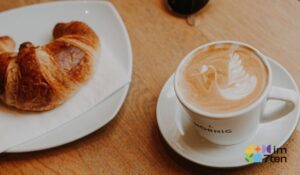 Sonne genießen, Kunst entdecken und Kaffee trinken: So lässt sich der 7. Bezirk am schönsten erleben. © J. Hornig