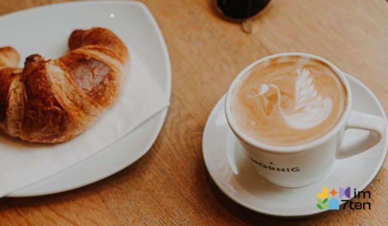 Sonne genießen, Kunst entdecken und Kaffee trinken: So lässt sich der 7. Bezirk am schönsten erleben. © J. Hornig