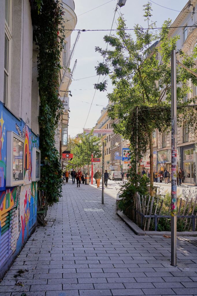 Die Flaniermeile Neubaugasse lädt zum Genießen ein.
© Eugenie Sophie Photography