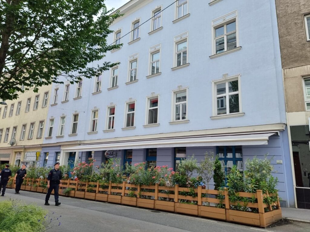 Wo heute ein unscheinbares Haus steht, lag einst der "Feenpalast vom Brillantengrund".© Verena Lukanz