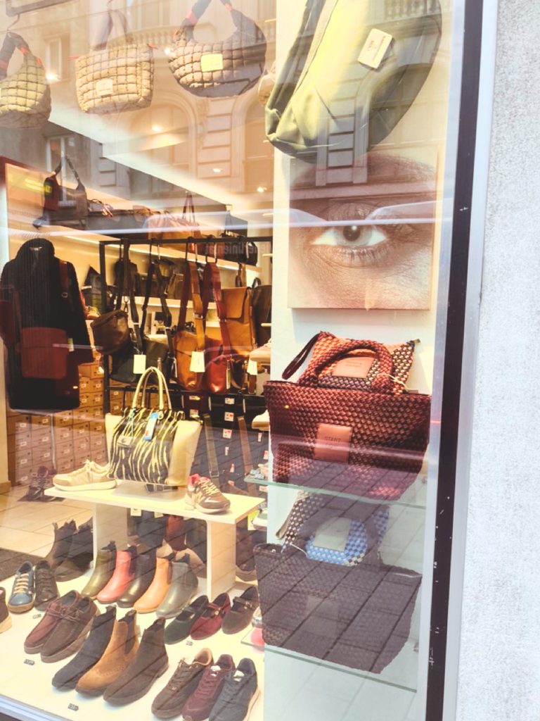 Taschen von Laster Bags machen den Alltag bunter