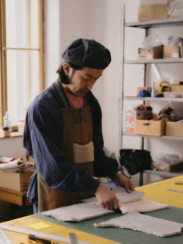 Yuji Mizobuchi im Rosa-Mosa-Atelier. Foto: © Lisaedi